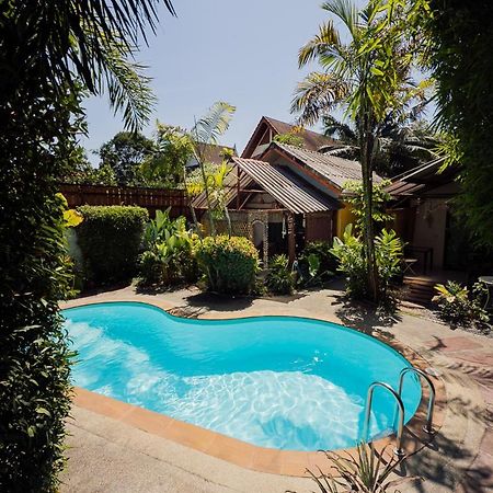 Passion Nai Harn Bed & Breakfast Ngoại thất bức ảnh