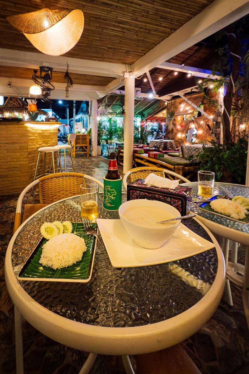 Passion Nai Harn Bed & Breakfast Ngoại thất bức ảnh